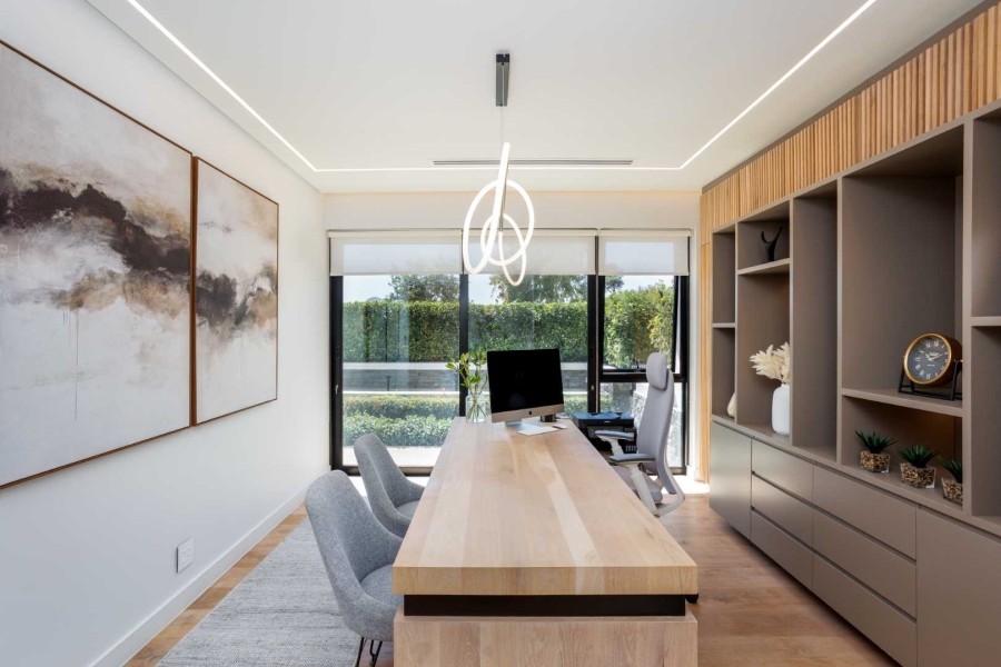 7 Bedroom Property for Sale in Val De Vie Estate Western Cape